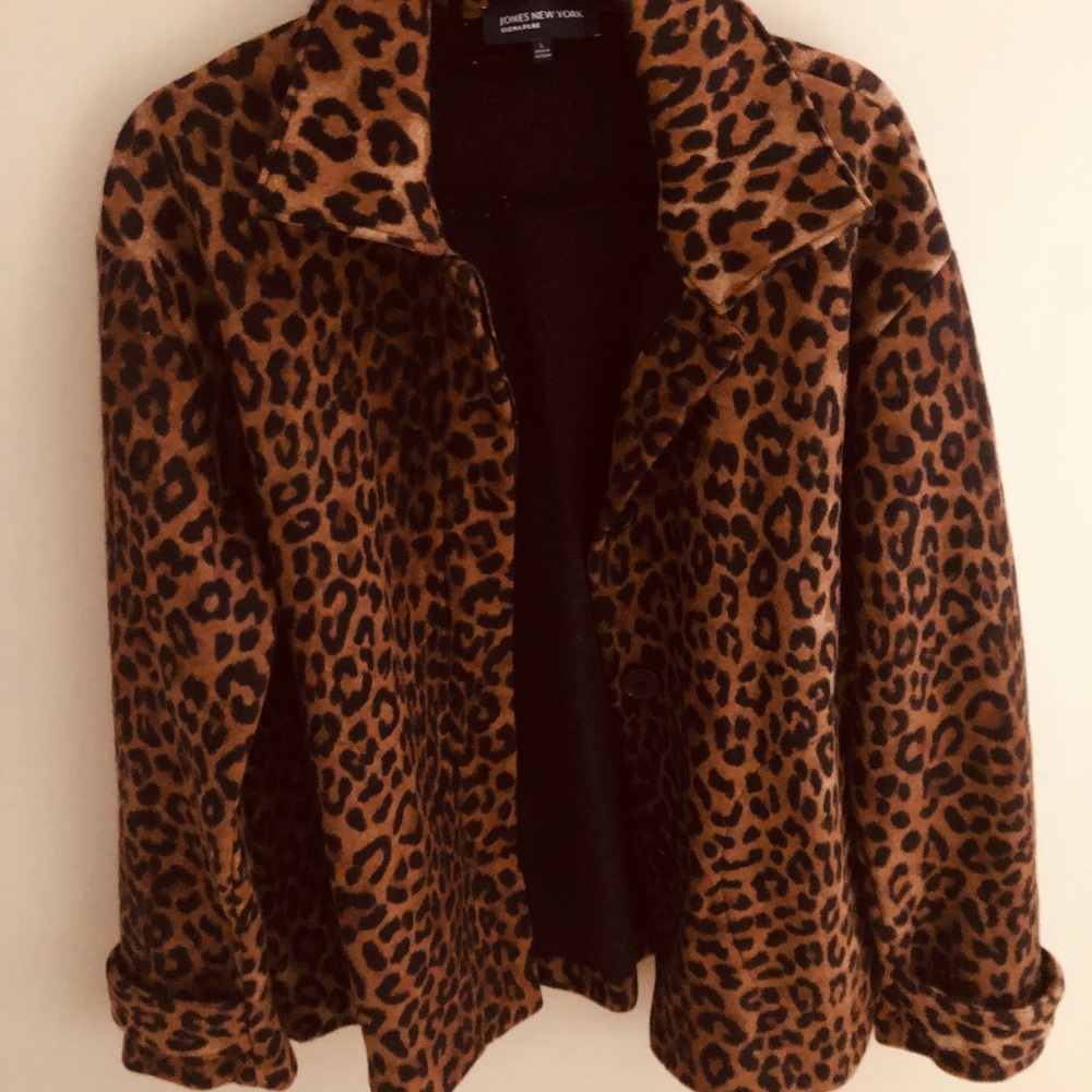 Jones NYLeopard jacket only worn once UEC